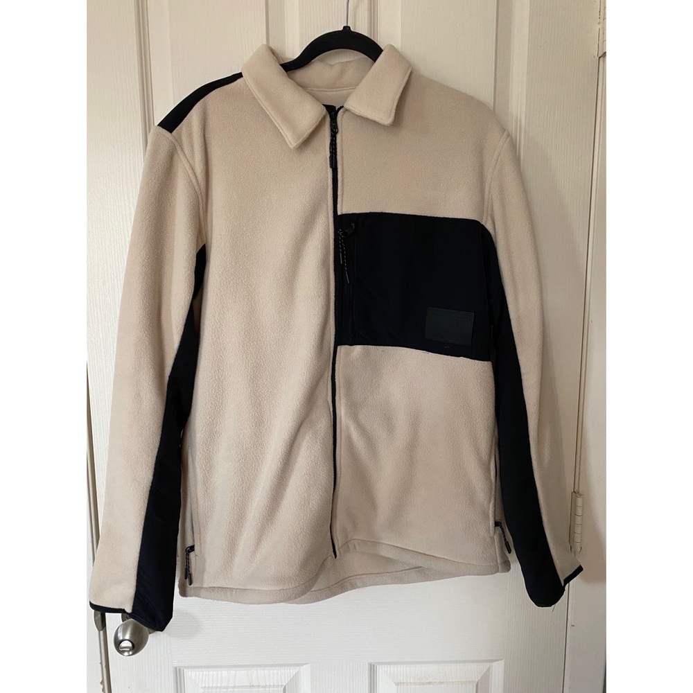 Men’s H&M Cream & Black Zip-up Jacket W/ Collar